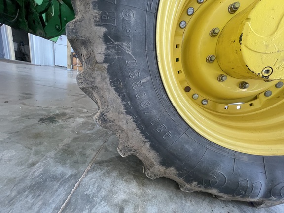 2015 John Deere 6175R Tractor