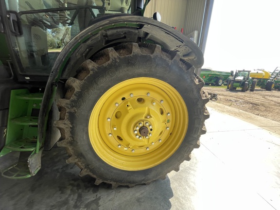 2015 John Deere 6175R Tractor