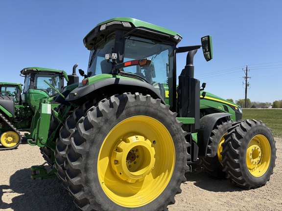 2021 John Deere 8R 370 Tractor
