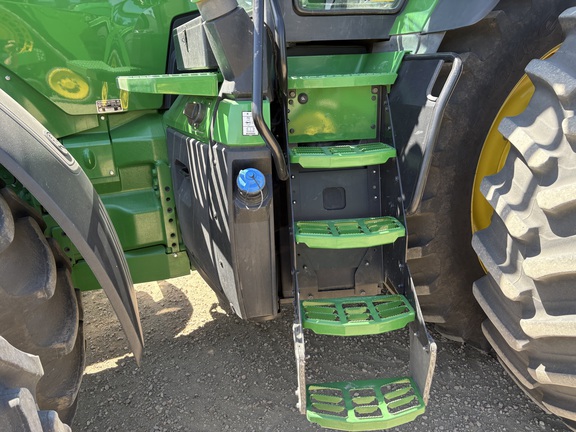2021 John Deere 8R 370 Tractor