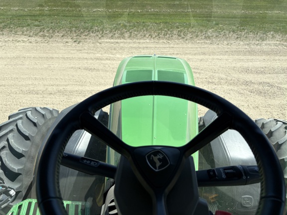 2021 John Deere 8R 370 Tractor