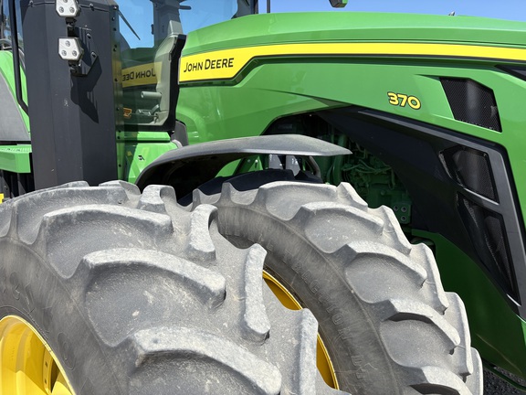 2021 John Deere 8R 370 Tractor