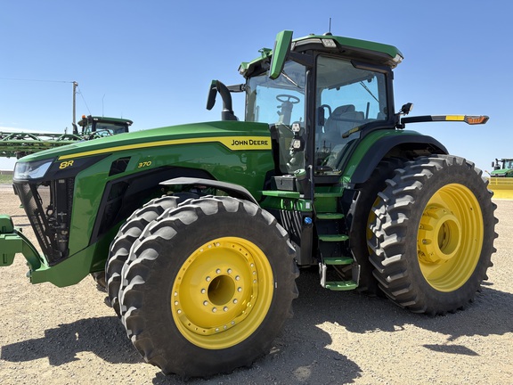 2021 John Deere 8R 370 Tractor