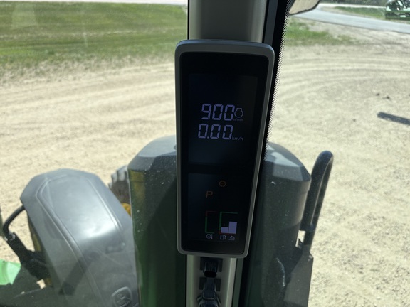 2021 John Deere 8R 370 Tractor