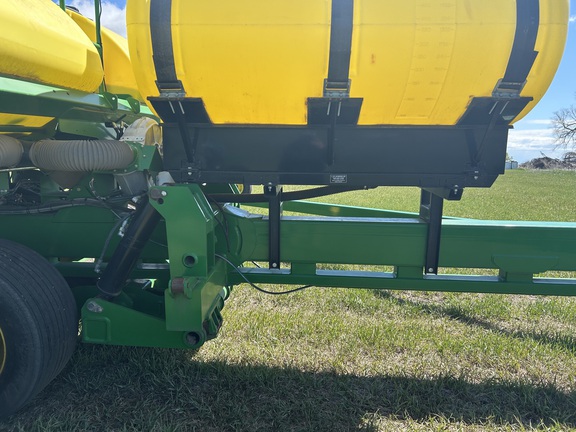 2012 John Deere DB60 Planter