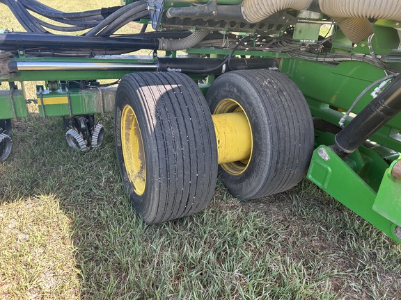 2012 John Deere DB60 Planter