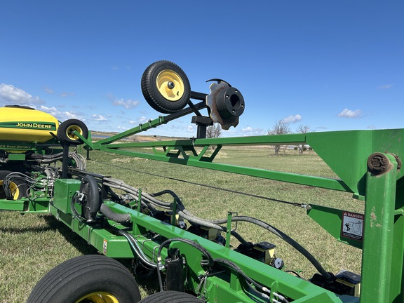 2012 John Deere DB60 Planter