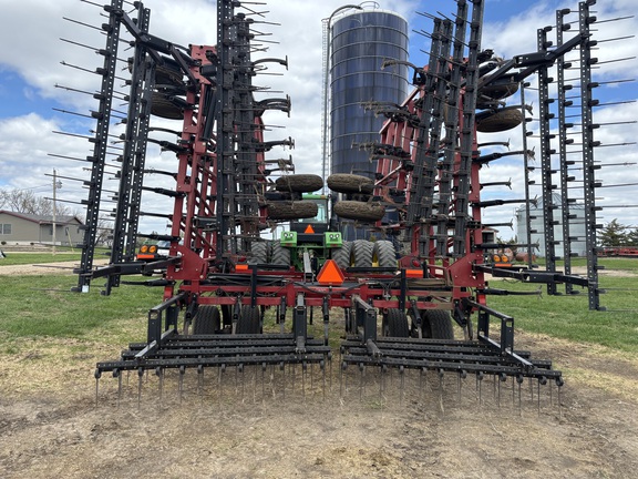 2013 Case IH 200 Field Cultivator