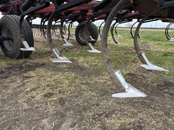 2013 Case IH 200 Field Cultivator