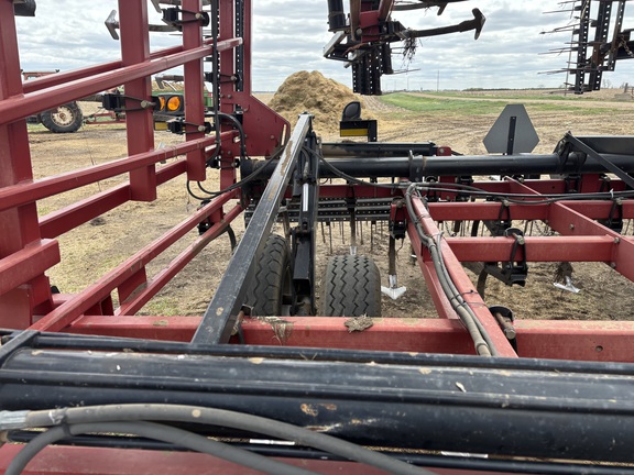 2013 Case IH 200 Field Cultivator