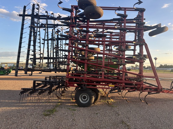 2013 Case IH 200 Field Cultivator