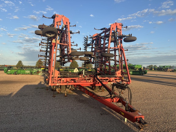 2013 Case IH 200 Field Cultivator