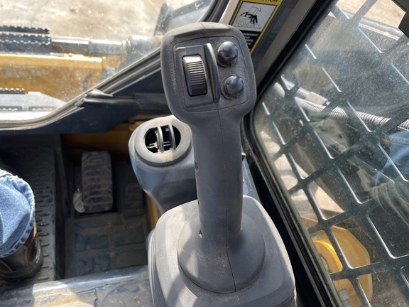 2024 John Deere 318G Skid Steer Loader