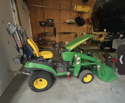 2015 John Deere 1025R Tractor Compact