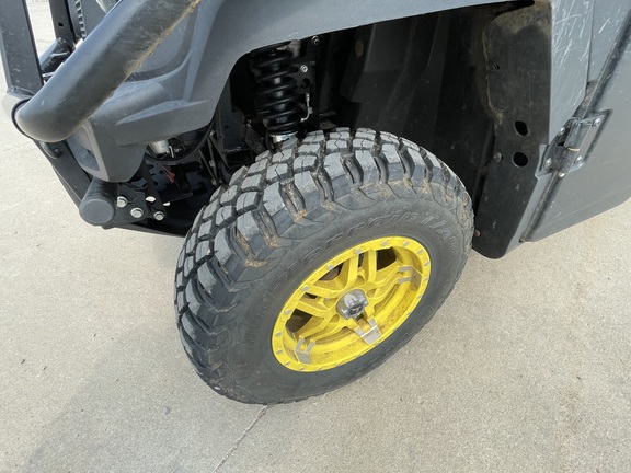 2023 John Deere XUV 835R ATV