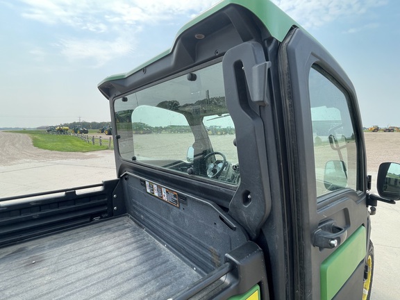 2023 John Deere XUV 835R ATV