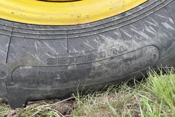 2001 John Deere 7810 Tractor