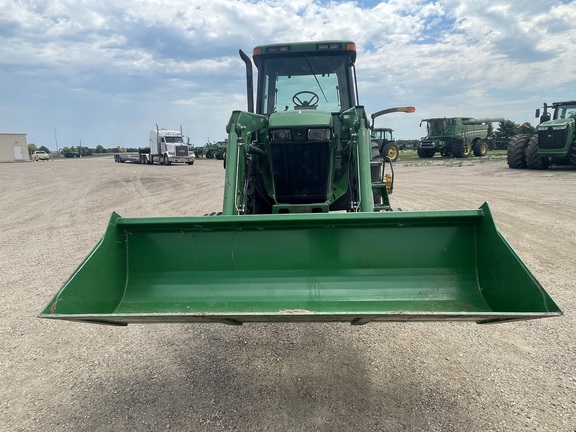 2001 John Deere 7810 Tractor