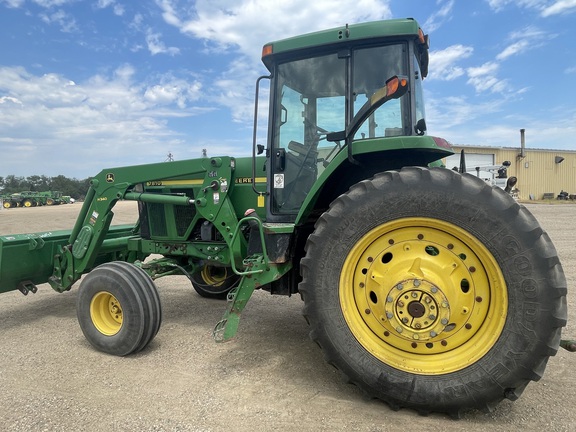 2001 John Deere 7810 Tractor