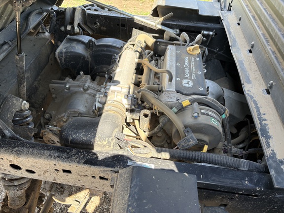 2024 John Deere XUV 835M ATV