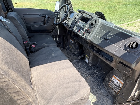 2024 John Deere XUV 835M ATV