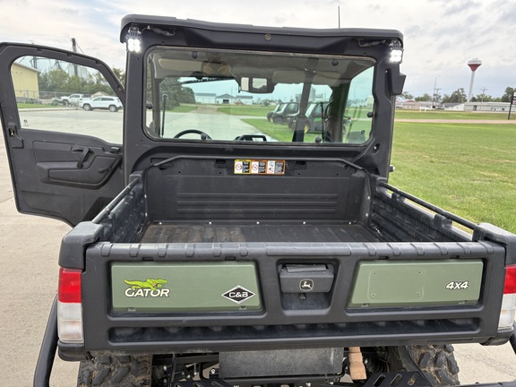 2024 John Deere XUV 835M ATV