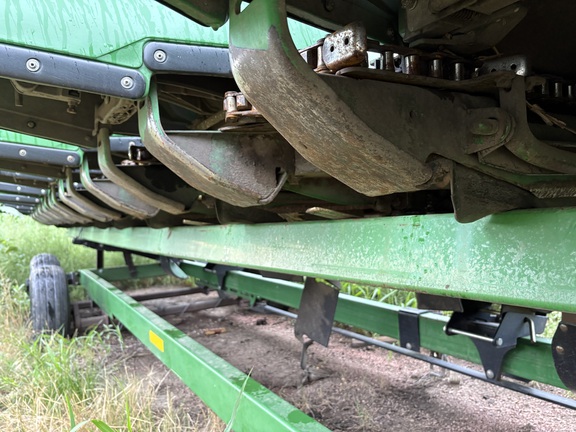 2014 John Deere 612C Header Corn Head