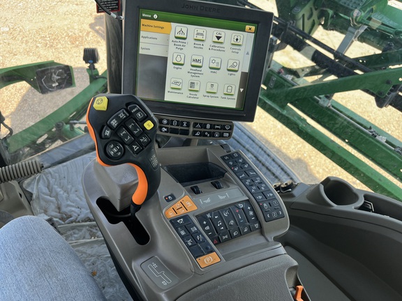 2024 John Deere 412R Sprayer/High Clearance