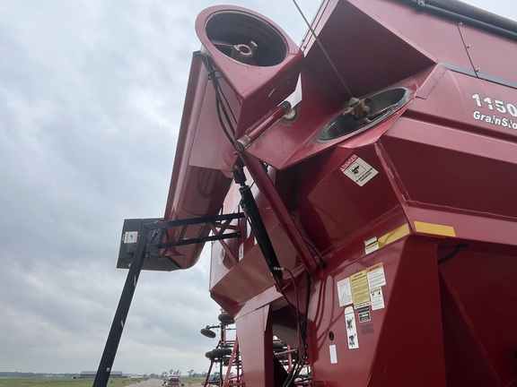 2008 J&M 1150 Grain Storm Grain Cart
