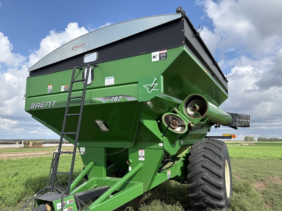 2009 Brent 782 Grain Cart