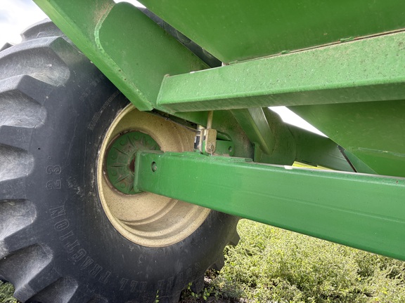 2009 Brent 782 Grain Cart