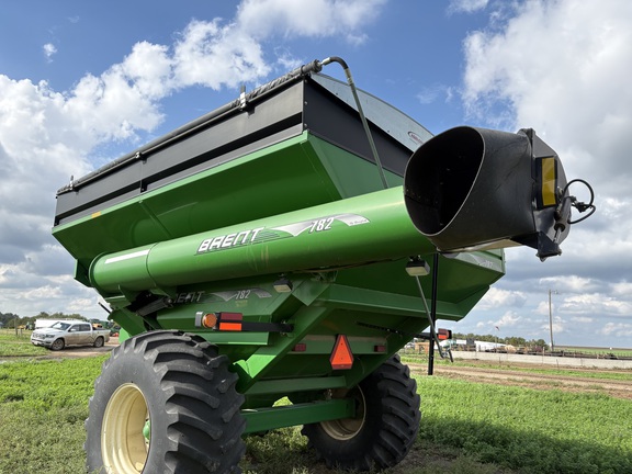 2009 Brent 782 Grain Cart