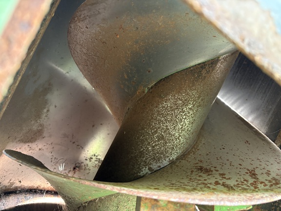 2009 Brent 782 Grain Cart