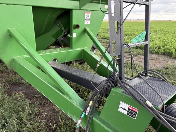 2009 Brent 782 Grain Cart