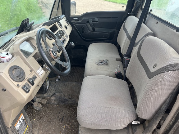 2023 John Deere XUV 835R ATV