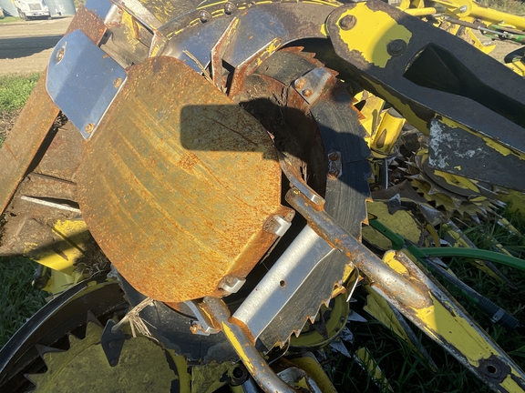 2014 John Deere 690 Header Forage