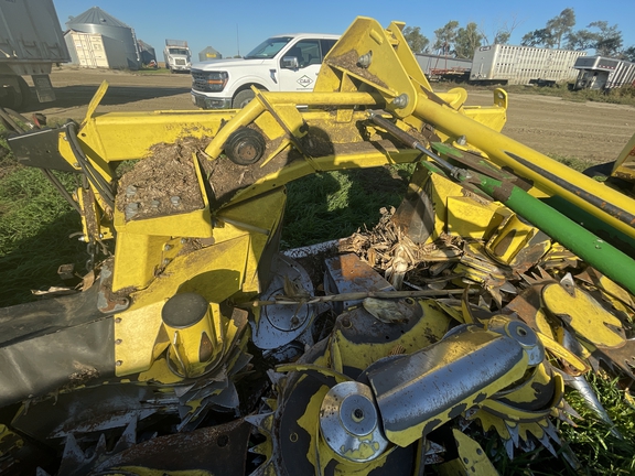 2014 John Deere 690 Header Forage
