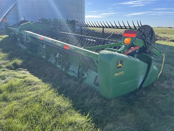 2020 John Deere 740FD Header Combine