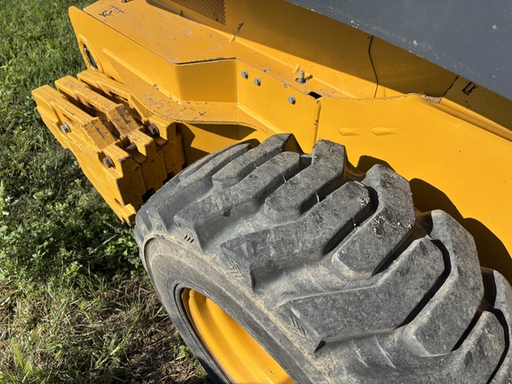 2023 John Deere 324G Skid Steer Loader