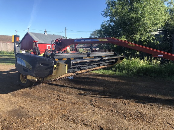 2011 New Holland H7150 Mower Conditioner