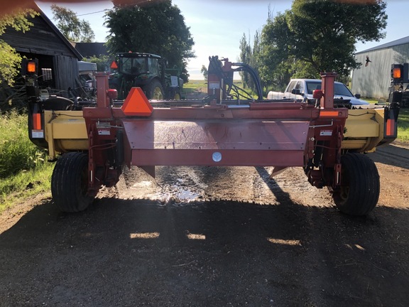 2011 New Holland H7150 Mower Conditioner