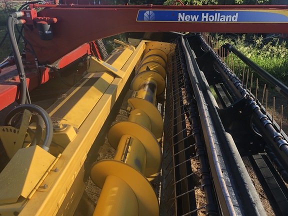 2011 New Holland H7150 Mower Conditioner