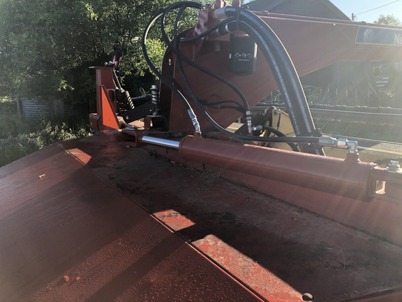 2011 New Holland H7150 Mower Conditioner