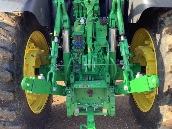 2023 John Deere 6R 195 Tractor