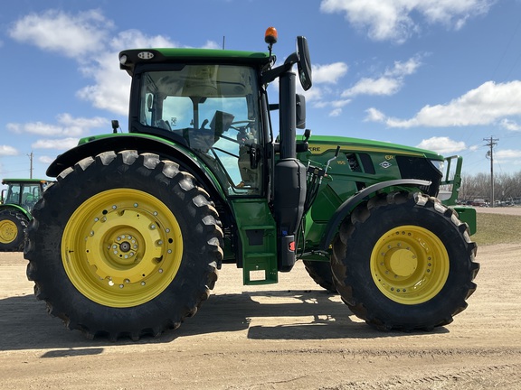 2022 John Deere 6R 155 Tractor