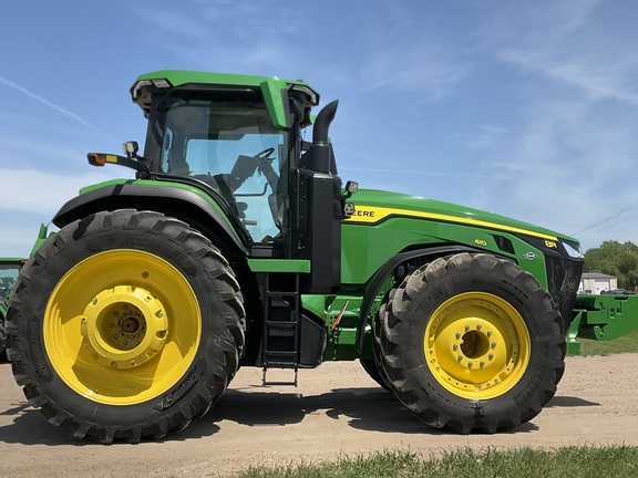 2023 John Deere 8R 410 Tractor