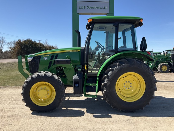 2023 John Deere 5090E Tractor