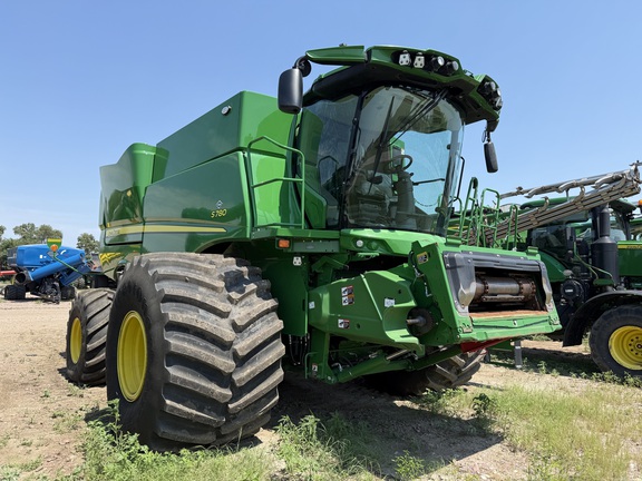 2023 John Deere S780 Combine