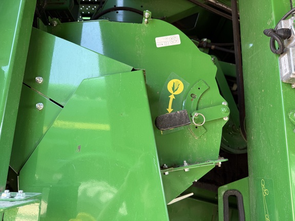 2023 John Deere S780 Combine