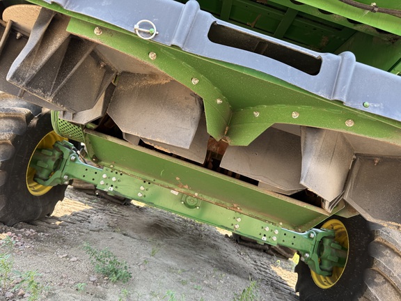 2023 John Deere S780 Combine